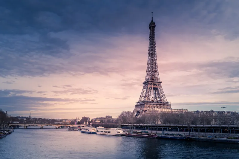 Paris skyline with Eiffel Tower — Monsieur Click is based in Paris, France